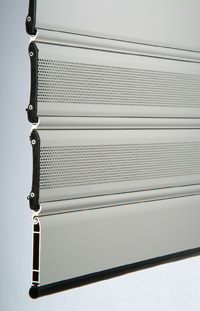 Puerta RE-3500 Microperforada y Autoblocante